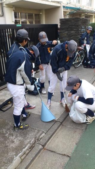 下石神井小ライガース清掃活動の模様
